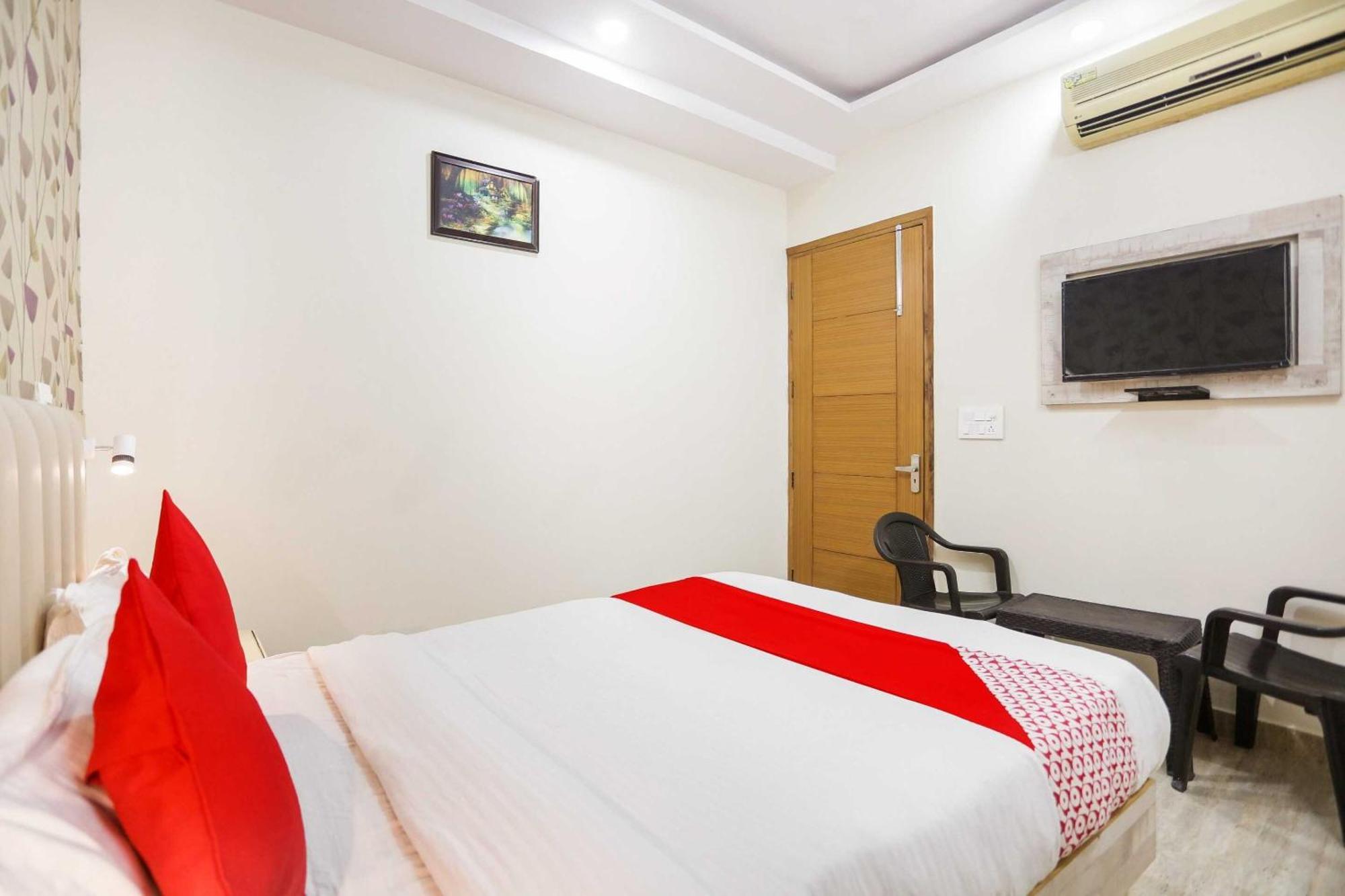 Hotel O Hotel Paradise Indraprastha Buitenkant foto